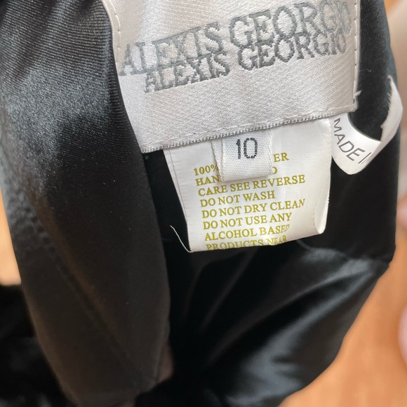 Long one shoulder black chiffon dress size 6 beaded top nwt - Picture 6 of 7